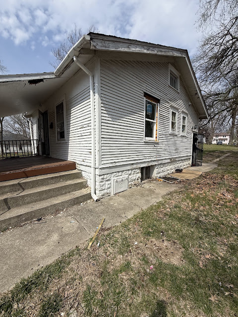 830 E Rodgers Ave — photo 3