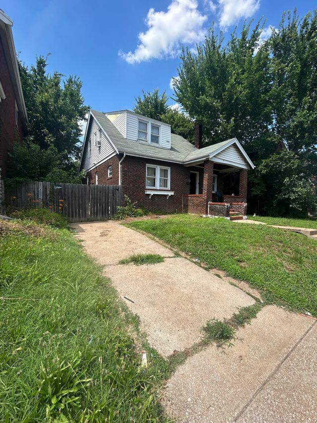 5059 N Kingshighway Blvd — photo 2