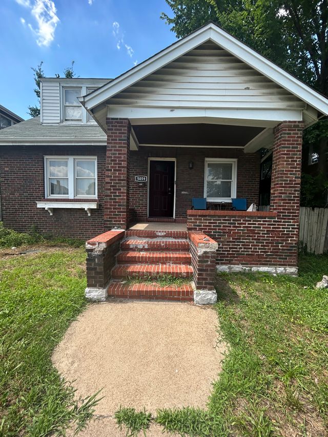 5059 N Kingshighway Blvd — photo 3