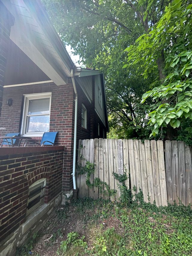 5059 N Kingshighway Blvd — photo 4