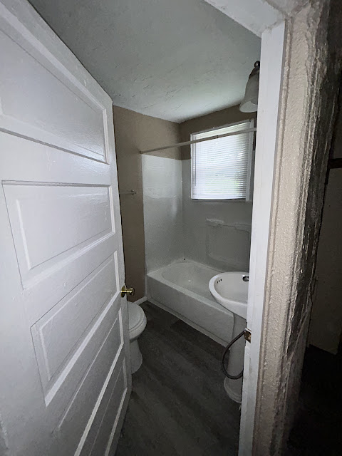 6725 Schofield Pl — photo 31