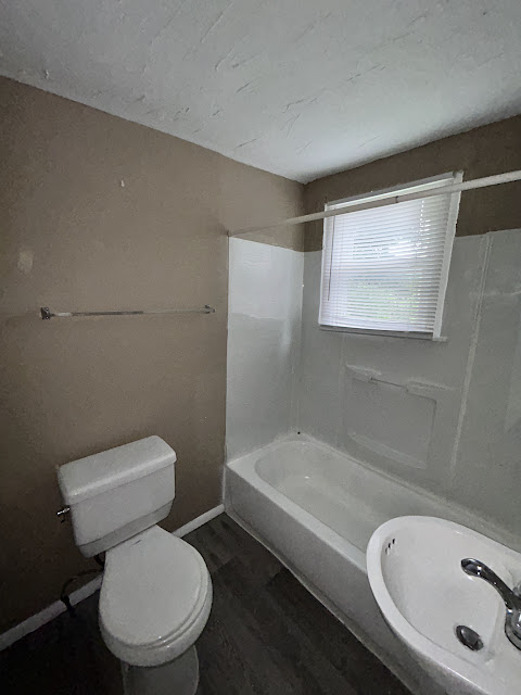 6725 Schofield Pl — photo 32
