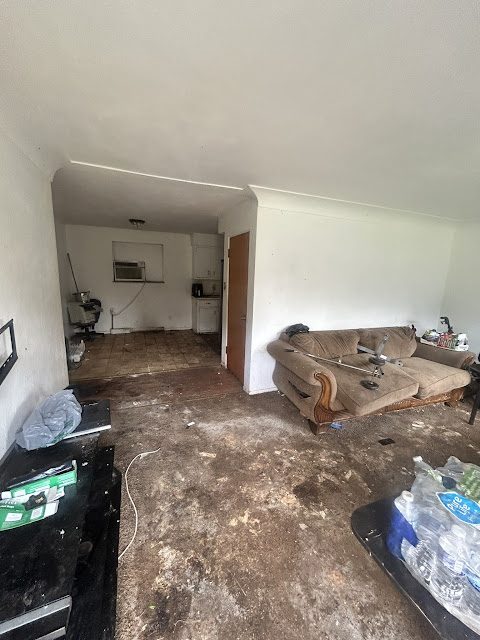 907 Frontenac St: photo 7