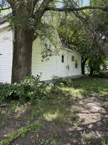 1045 E Condit St — main photo