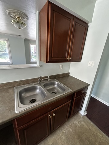 5989 Julian Ave — photo 7