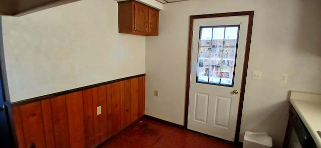 648 Linden Ave — photo 9