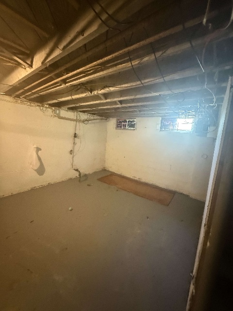 5210 Dupont St — photo 10