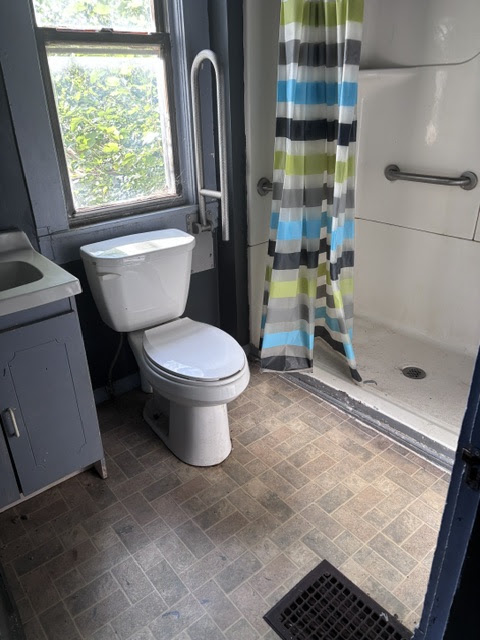 514 N Walnut St — photo 10