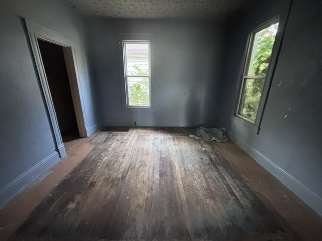 514 N Walnut St — photo 8