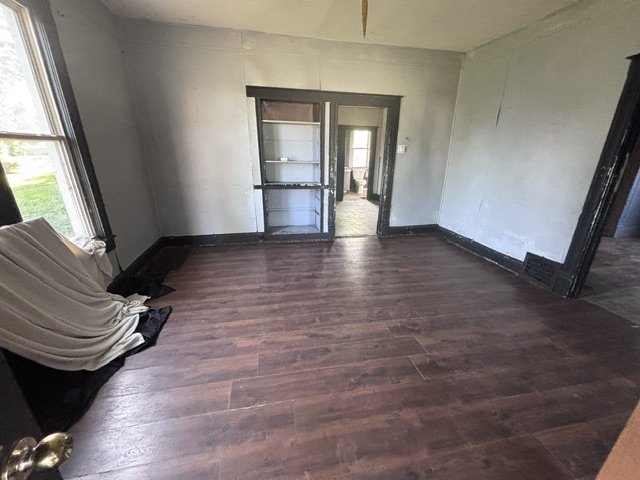 514 N Walnut St — photo 4