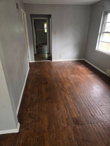 1039 Gimblin St: photo 9