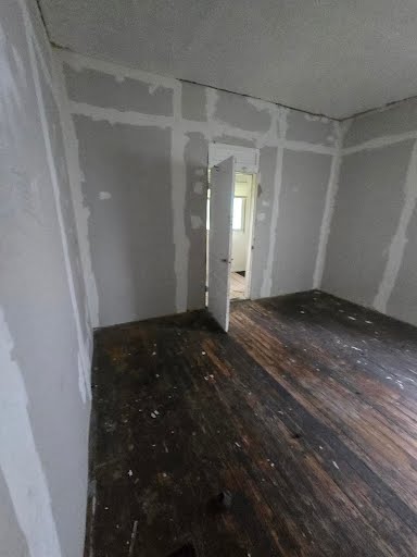 1279 Purcell Ave — photo 13