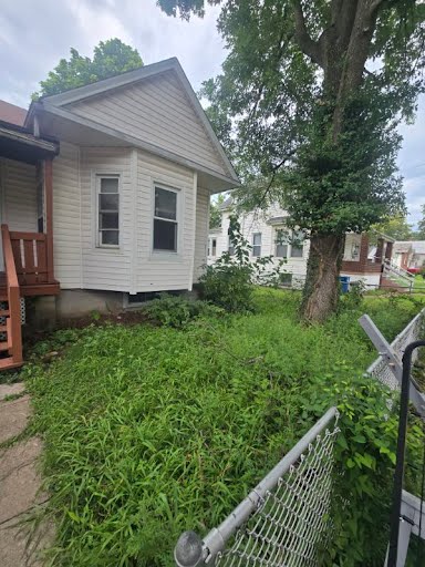 1279 Purcell Ave — photo 2
