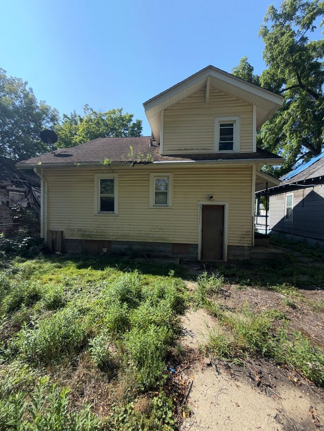 2217 Maryland Ave — photo 4