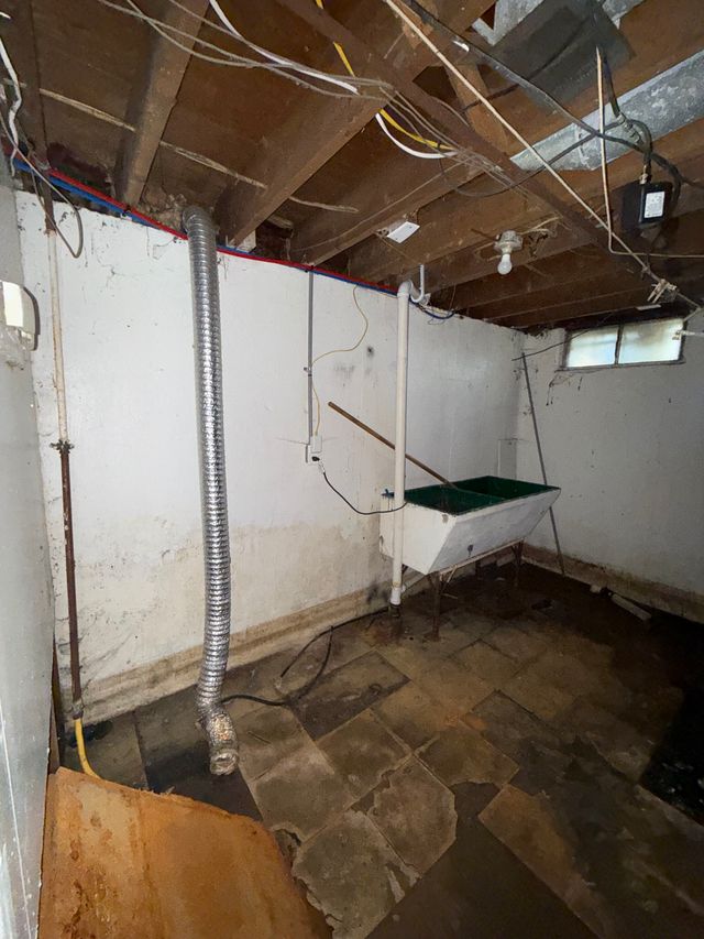 3909 Seneca St — photo 19