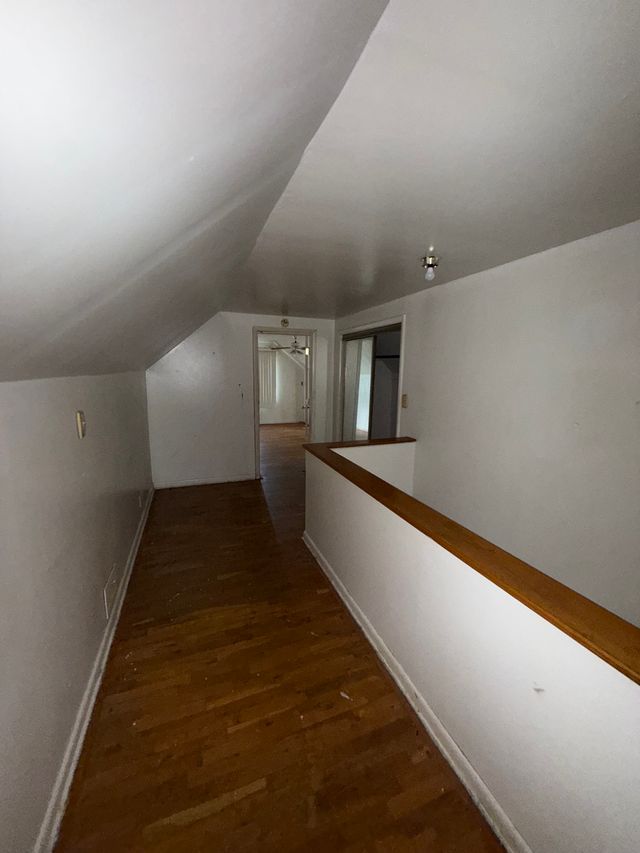 3909 Seneca St — photo 8