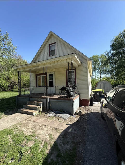 1263 W Green St — main photo