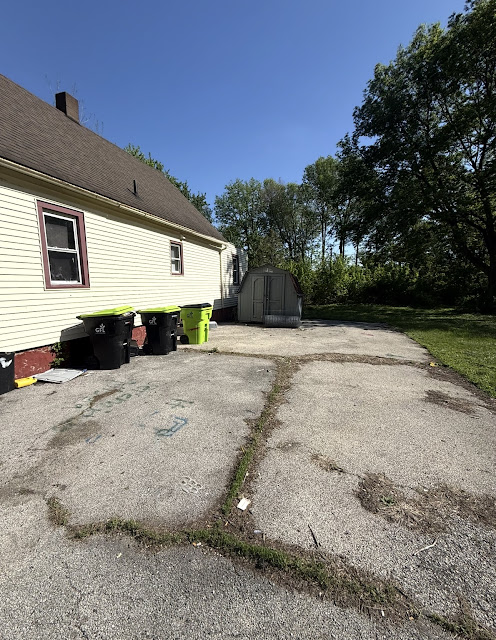 1263 W Green St — photo 4