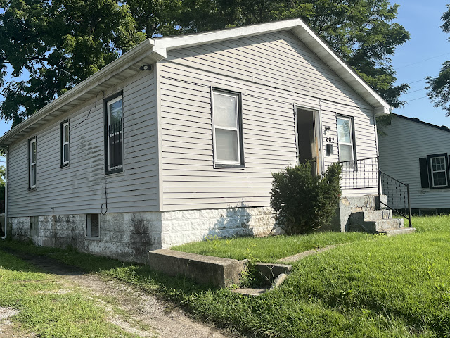 802 N 71st St — photo 3
