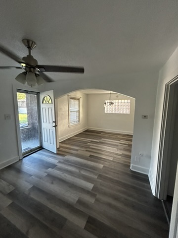 2143 69th St: photo 9