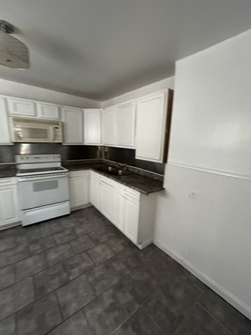 2143 69th St: photo 34