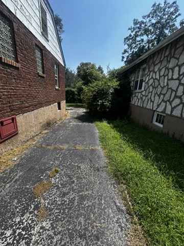 5364 Bermuda Dr — photo 4