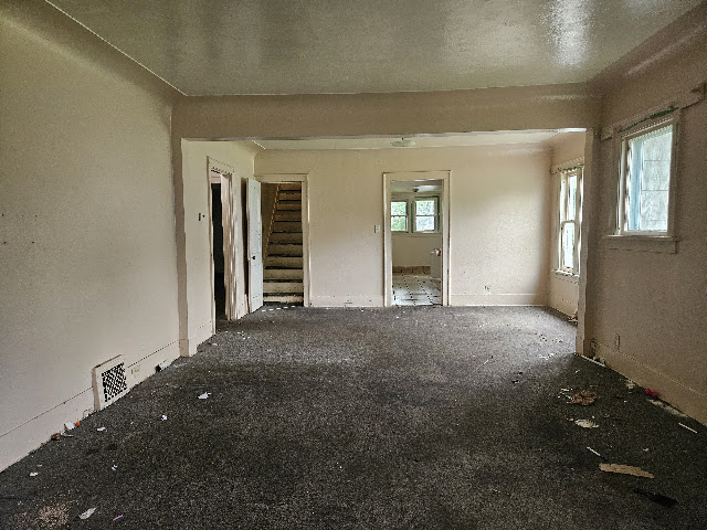 605 E Stewart Ave — photo 5