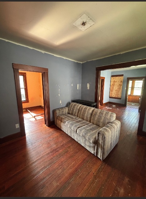 437 W Pierce St — photo 12
