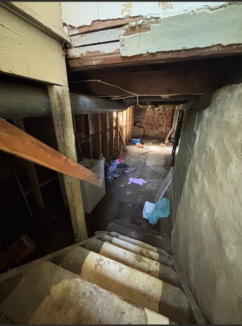 437 W Pierce St — photo 21