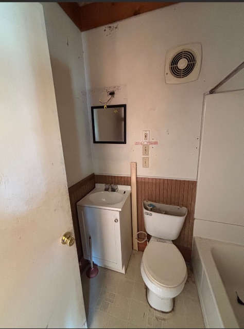 437 W Pierce St — photo 32