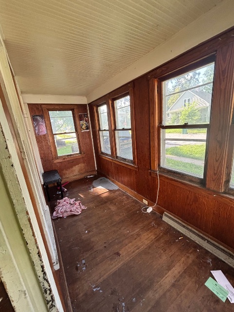 437 W Pierce St — photo 6