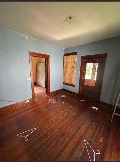 437 W Pierce St — photo 8