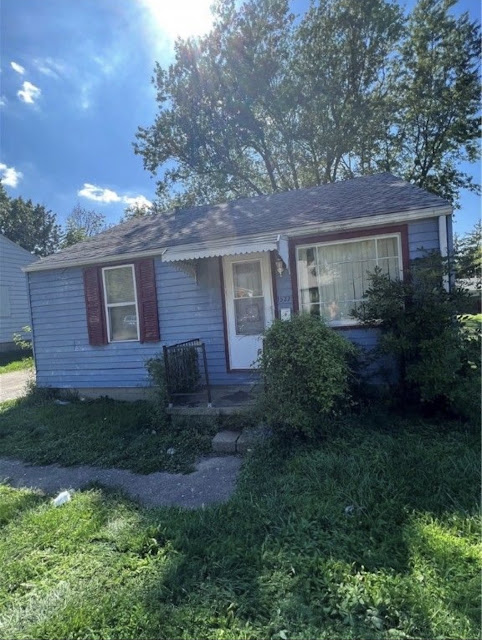 1527 N Oakland Ave — main photo