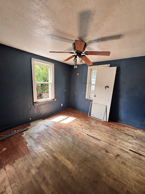 1527 N Oakland Ave — photo 11