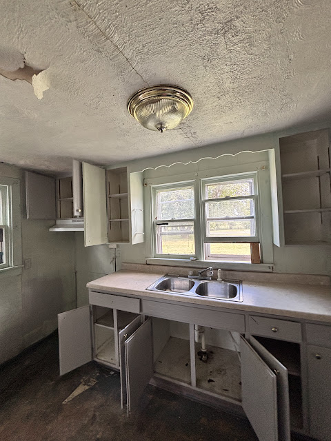 1527 N Oakland Ave — photo 9