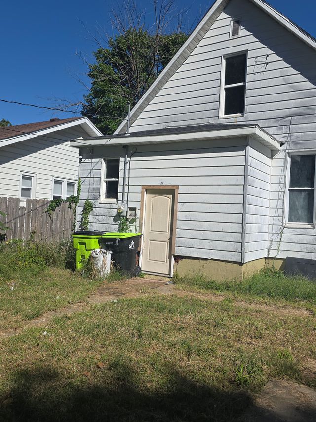 1755 N Monroe St: photo 85