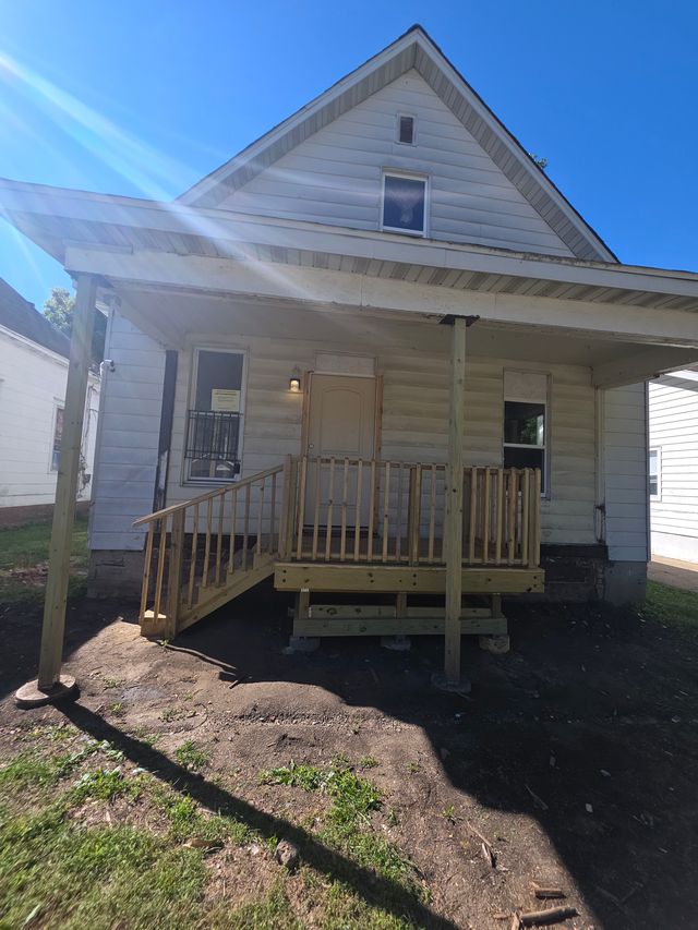 1755 N Monroe St: photo 89