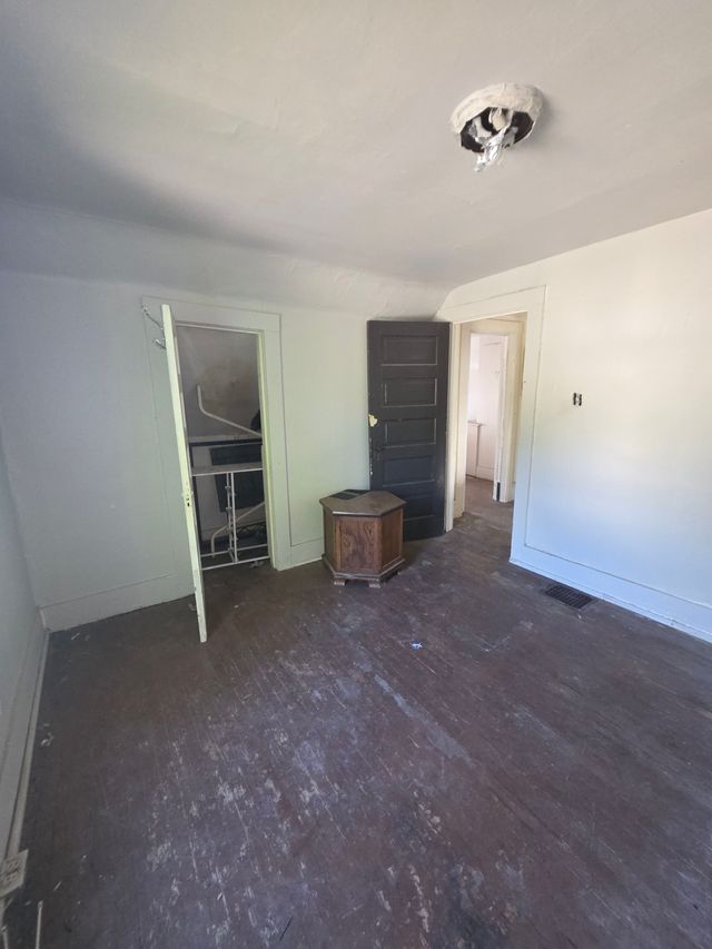 1755 N Monroe St: photo 75