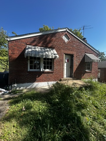 819 Elias Ave — main photo