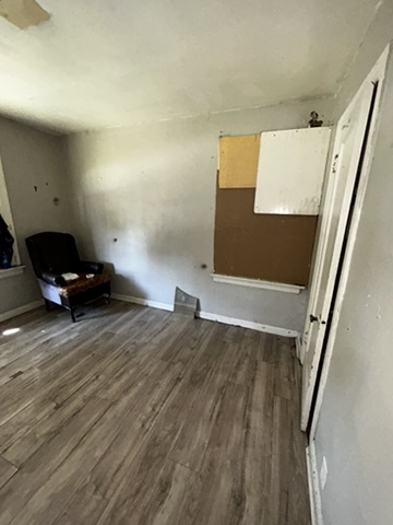819 Elias Ave — photo 8