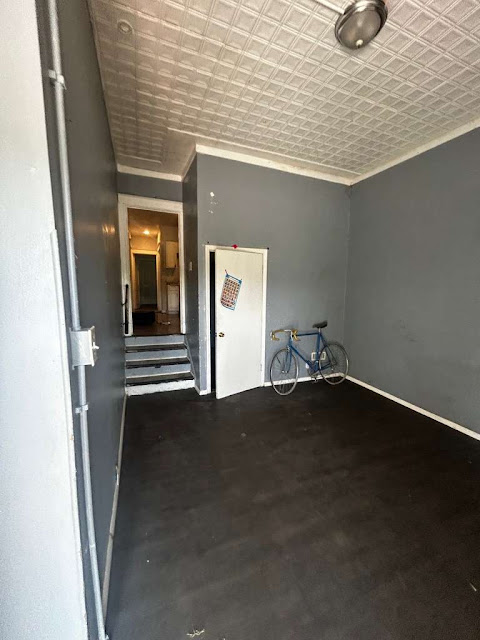 1027 Garth Ave — photo 3