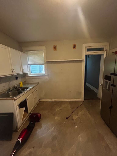 1027 Garth Ave — photo 48
