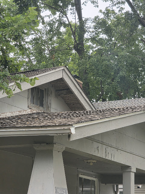 712 W Waggoner St — photo 58