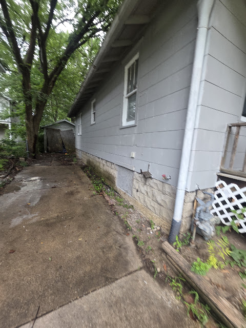 712 W Waggoner St — photo 55