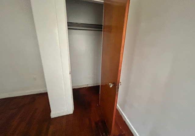 1174 W King St — photo 24