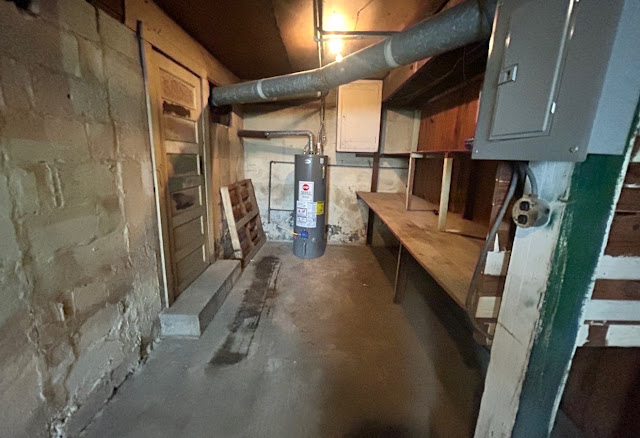 1174 W King St — photo 23