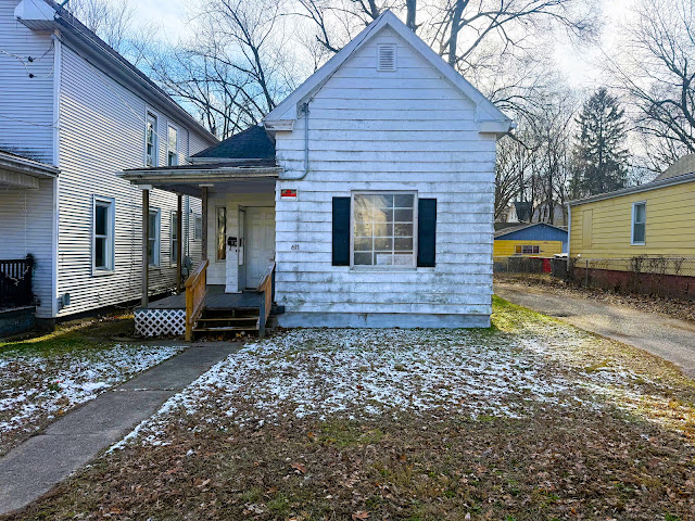 611 Haungs Ave — main photo
