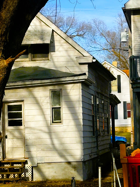 611 Haungs Ave — photo 24