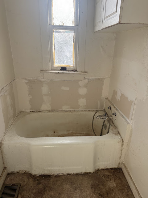 611 Haungs Ave — photo 30