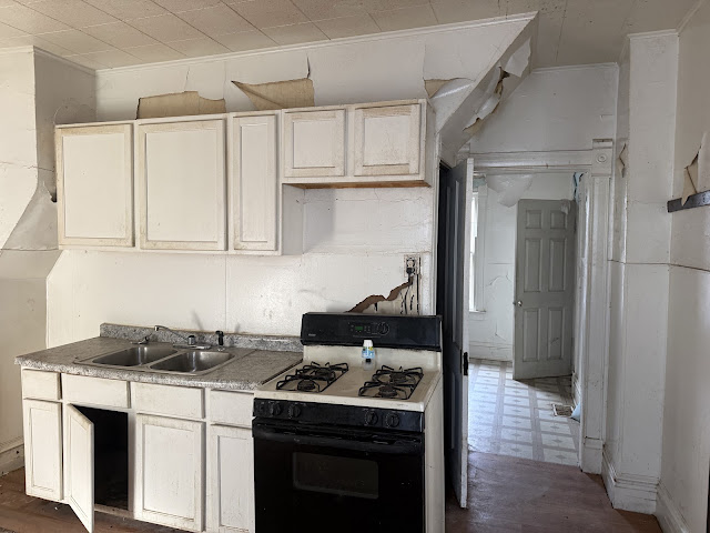 611 Haungs Ave — photo 9